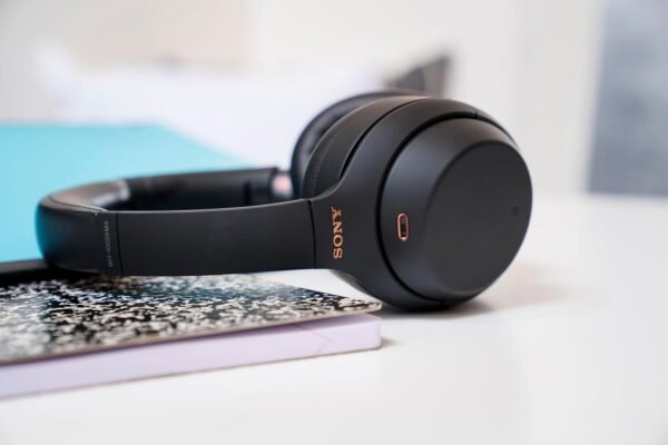 Sony WH 1000XM4 - Image 3
